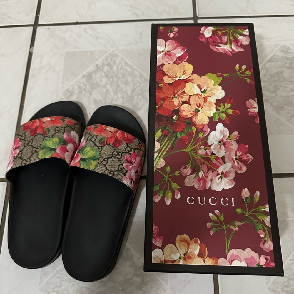 Gucci floral slides
